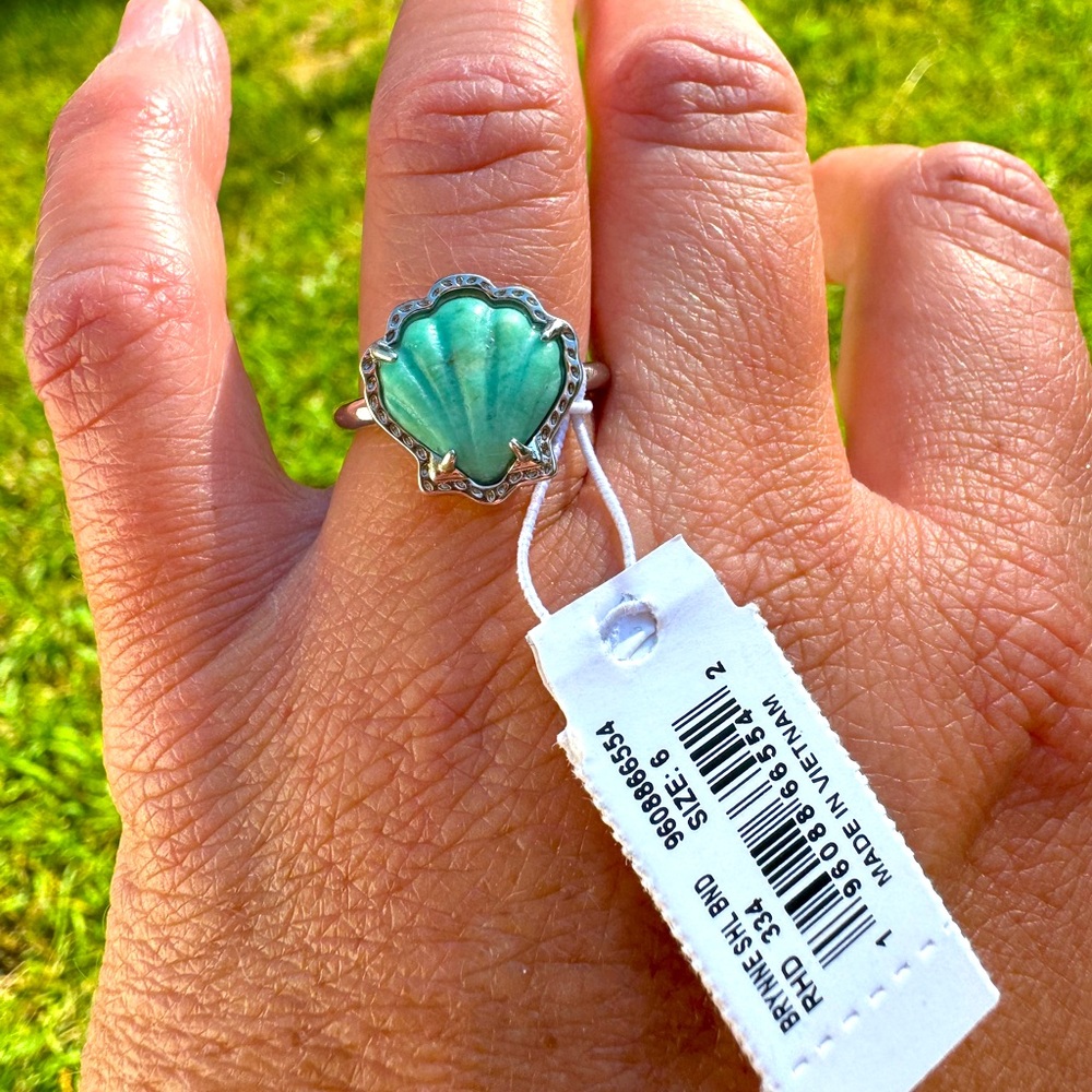 Kendra Scott Brynne ring. New with tags!!!